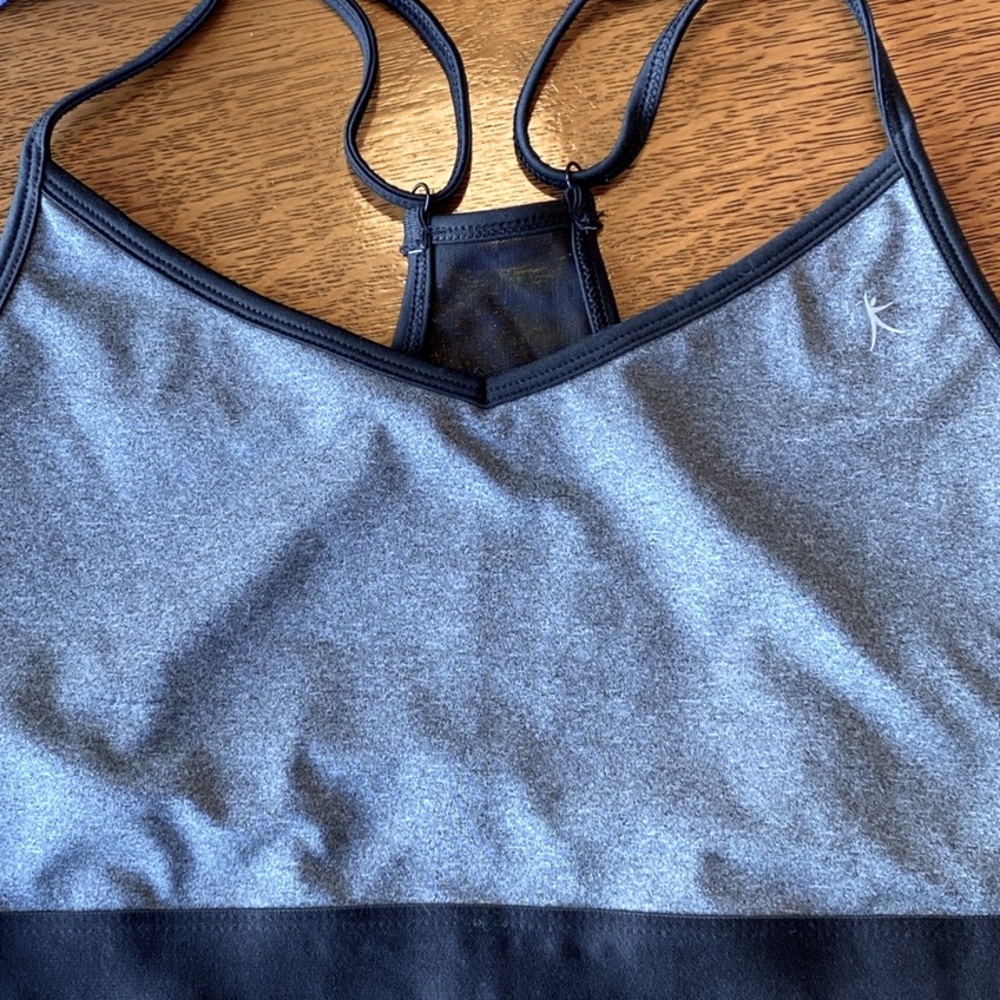 XL 16-18 Danskin Now DriMore Racerback mesh pad pockets adj straps wicking grey